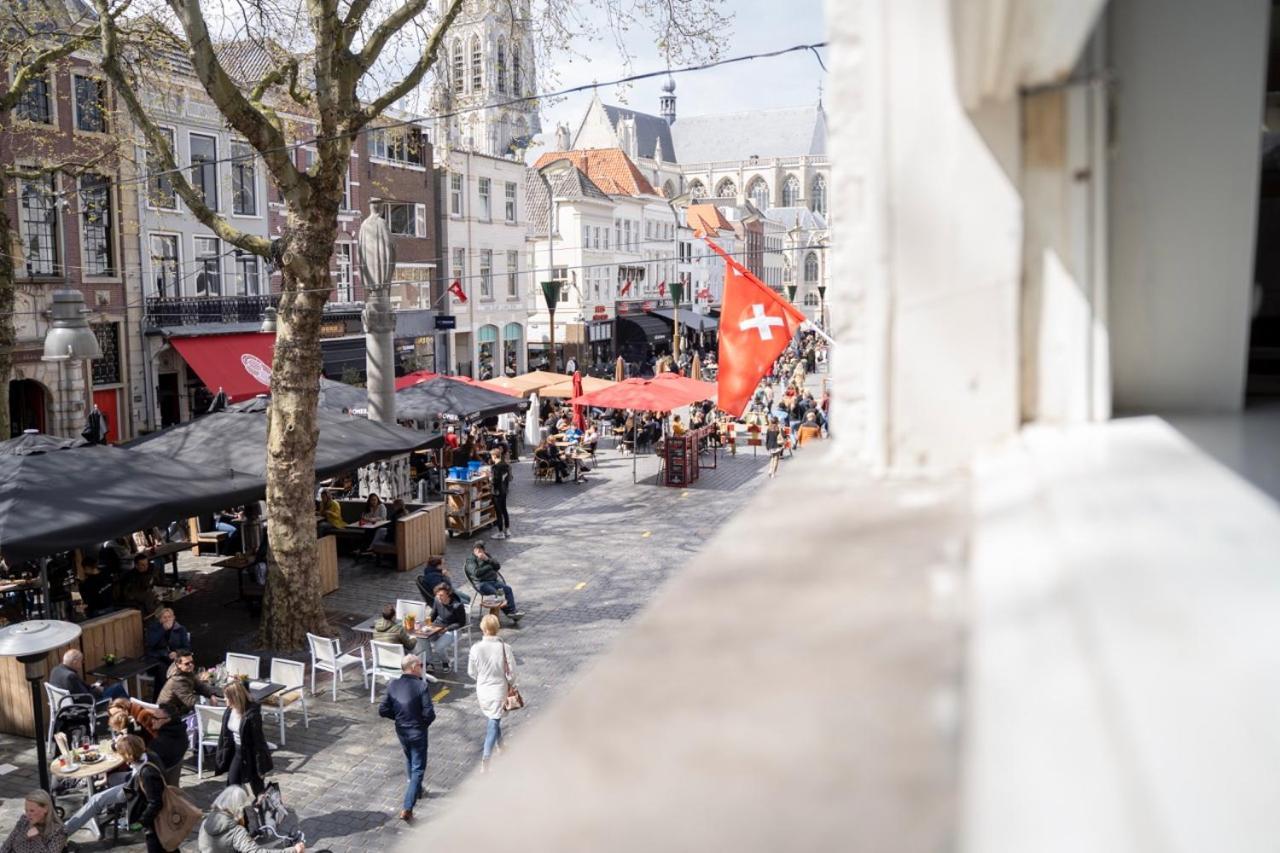 Gloria'S Loft Op De Grote Markt ブレッダ エクステリア 写真
