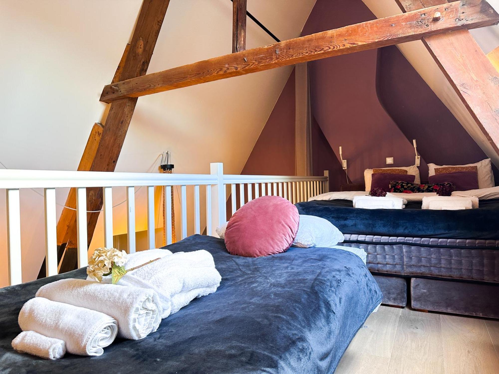 Gloria'S Loft Op De Grote Markt ブレッダ エクステリア 写真